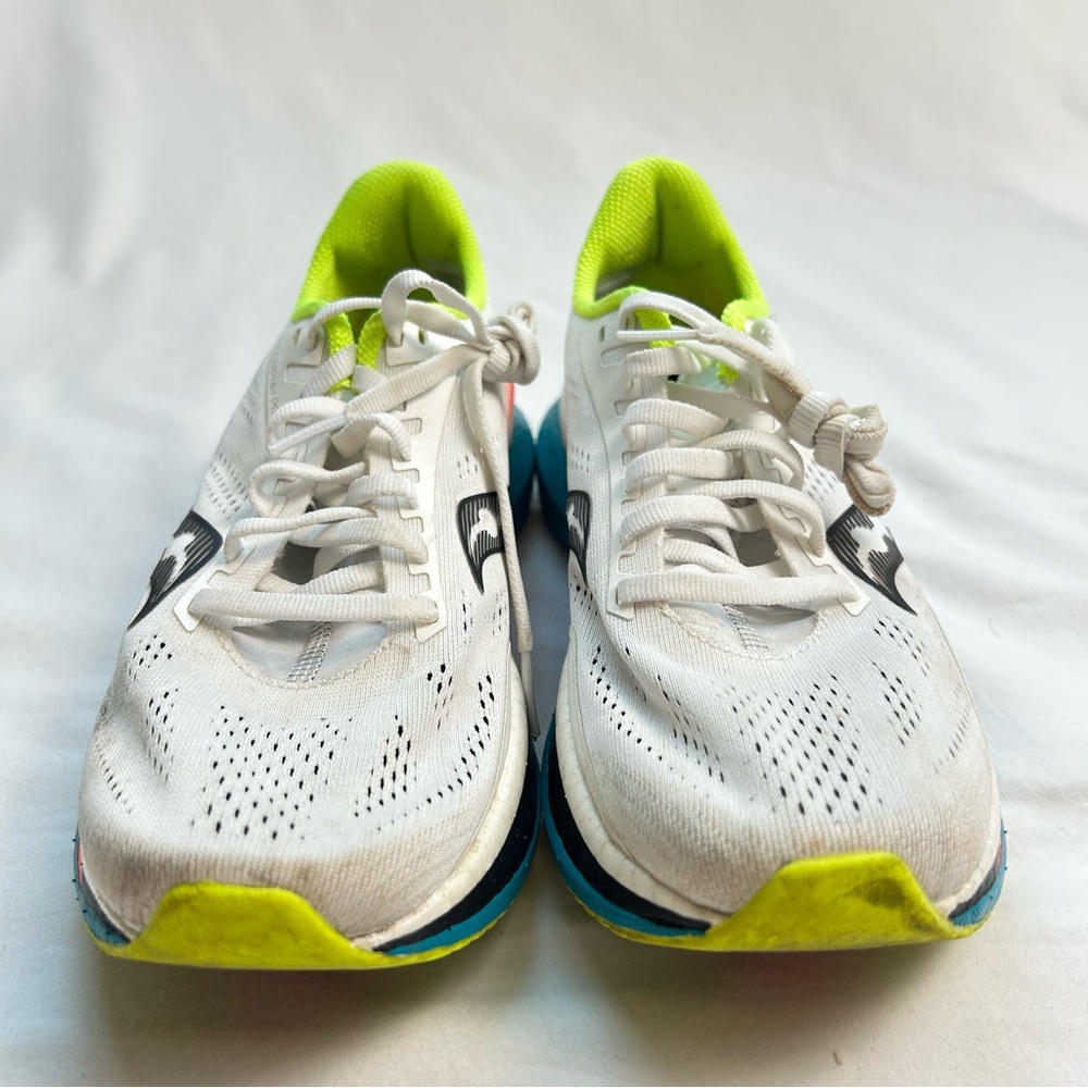 Saucony Women’s Endorphin Pro Running Shoe, SZ 7.5 - Picture 2 of 6